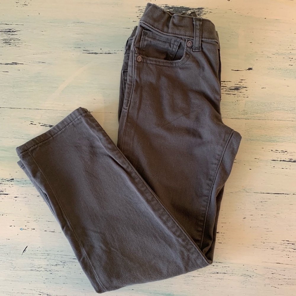 ❌SOLD❌ Boys’ Old Navy Karate Fit Chinos